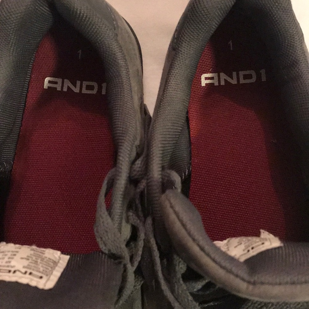Boys And1 sneakers sz 1 - Picture 6 of 8
